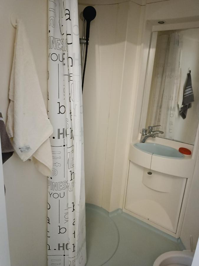Apartment 1 *