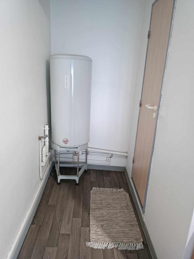 Apartment 1 *